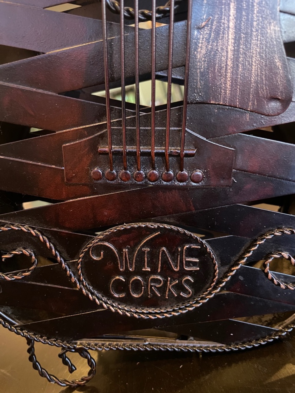 Decorative Black Metal Guitar Wine Cork Holder
